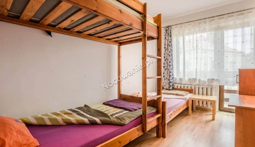 Classic Triple Room, Shared Bathroom (2P1)