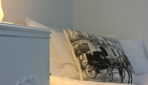Classic Single Room, Shared Bathroom
