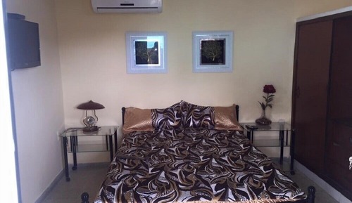 Double Room, 1 Queen Bed