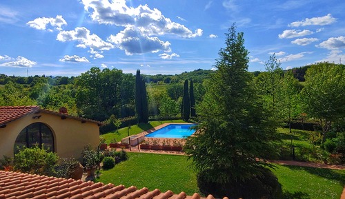 Double Room, 1 Queen Bed, Pool View