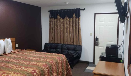 Room, 1 King Bed, Non Smoking