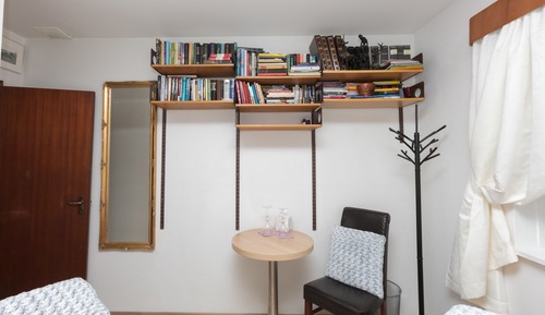 Economy Twin Room, Shared Bathroom