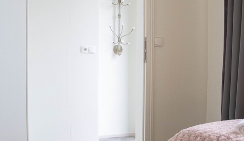 Single Room, Private Bathroom