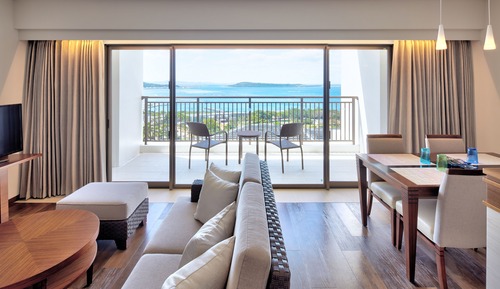 High Floor Superior Twin Room for 2 people