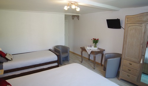 Triple Room, Ensuite, Garden View (L'Automne)