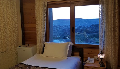 Deluxe Single Room