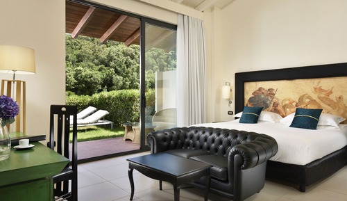Junior Suite, Patio, Garden View