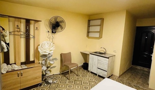 Economy Twin Room (Second building)