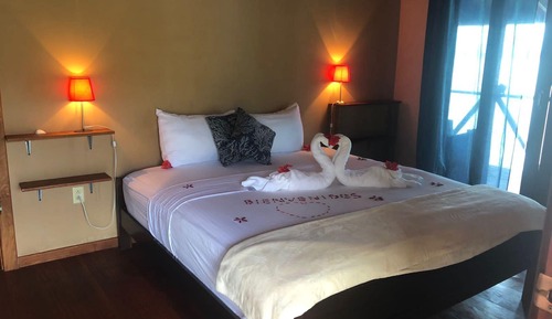 Deluxe Room, 1 Bedroom, Lagoon View, Over the water
