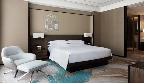 Junior Suite, 1 King Bed