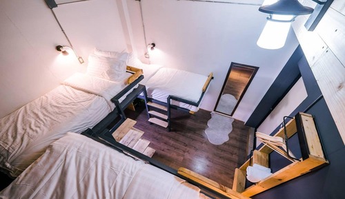 Standard Quadruple Room with Shared Bathroom