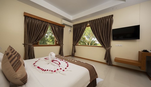 Grand Deluxe Room