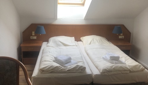 Basic Double Room
