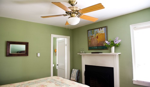 Comfort Room, 1 Double Bed, Fireplace, Corner