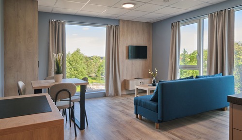 Deluxe Studio Suite