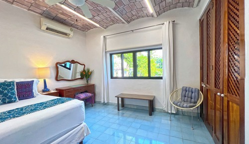 Oasis-Owner's Suite