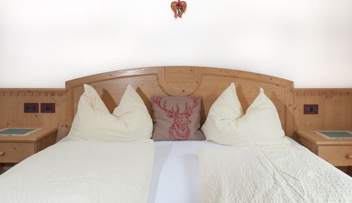 Classic Double or Twin Room, 1 Bedroom, Private Bathroom, Ground Floor