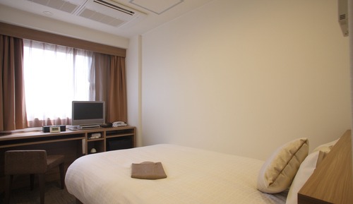 Standard Single Room, Smoking