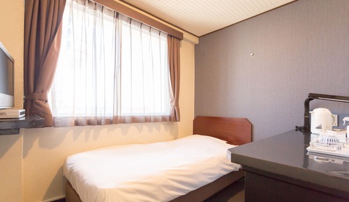 Economy Single Room, Smoking