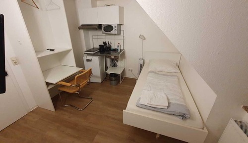 Basic Twin Room