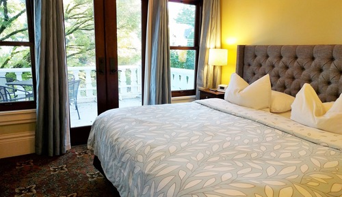 Exclusive Suite, 1 King Bed, Ensuite