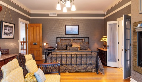 Suite, 1 King Bed (St. Croix Suite)