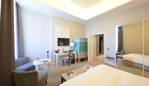 Deluxe Double Room, Lake View