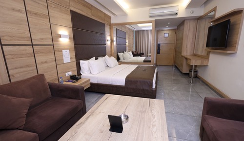 Junior Suite