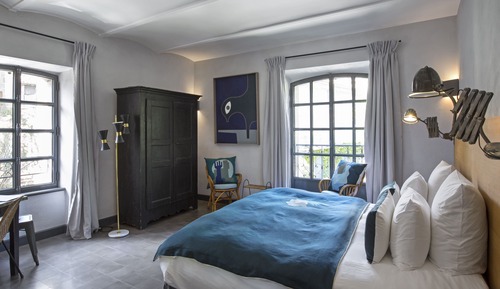 Prestige room