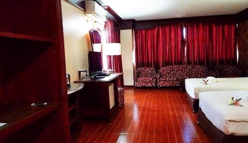 Deluxe Twin Room