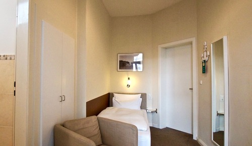 Standard Single Room, Private Bathroom