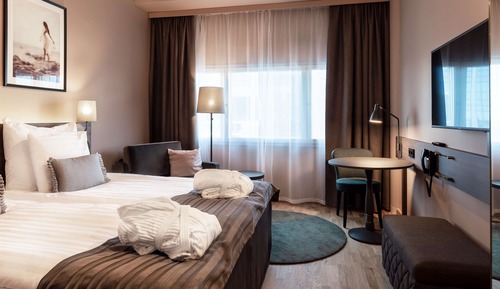 Superior Room, 1 King Bed