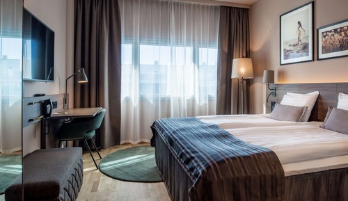 Standard Room, 1 King Bed