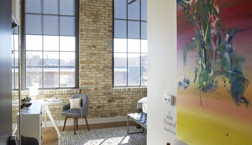 Suite 2 - 1 King Bed