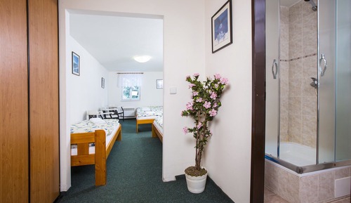 Family Room, Ensuite (5 Adults)