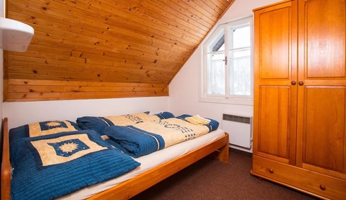 Chalet, Multiple Bedrooms, Mountain View, Slope side (Chata Alice+electricity)