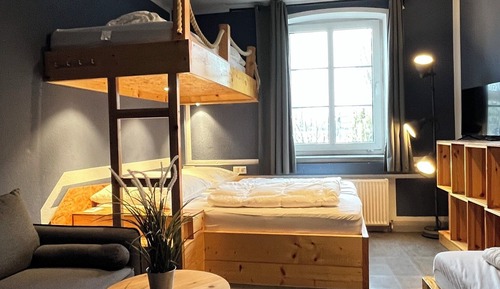 Quadruple Room, Shared Bathroom