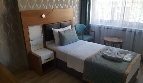Standard Single Room