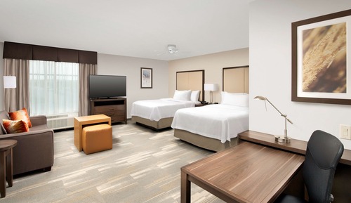 Studio, 2 Queen Beds, Accessible, Bathtub (Mobility & Hearing)