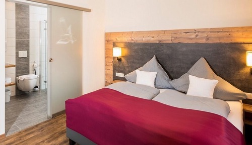 Double or Twin Room, Ensuite