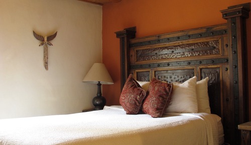 Traditional Room, 1 King Bed, Accessible, Fireplace