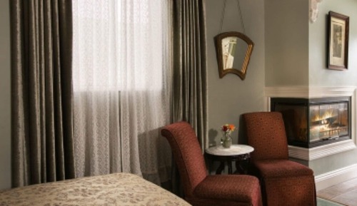 Small Room, Full Size Bed, Private Bath