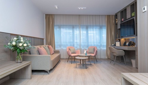 The Grand Level Family Suite