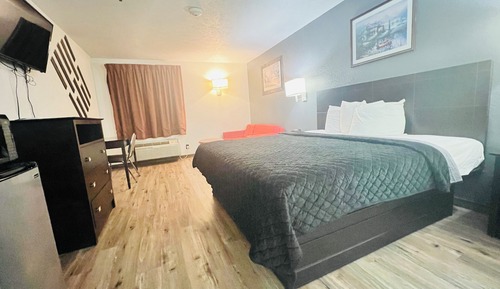 Romantic Room, 1 Bedroom, Hot Tub, Garden View