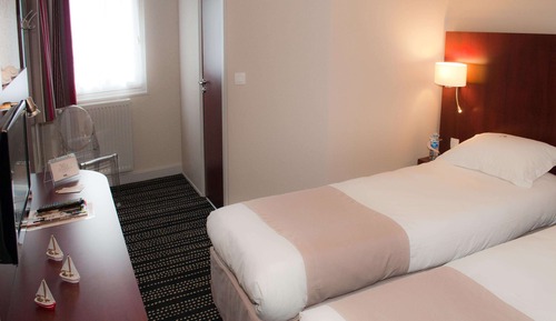 Standard Room, 2 Twin Beds