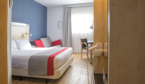 Standard Room, 1 Queen Bed with Sofa bed