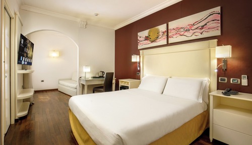 Family Ground Floor 2 Connecting Rooms