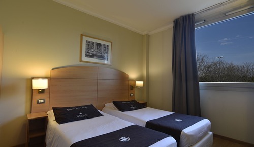 Standard Room, 3 Twin Beds