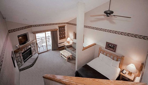 Loft Fireplace Suite - Water Park Included