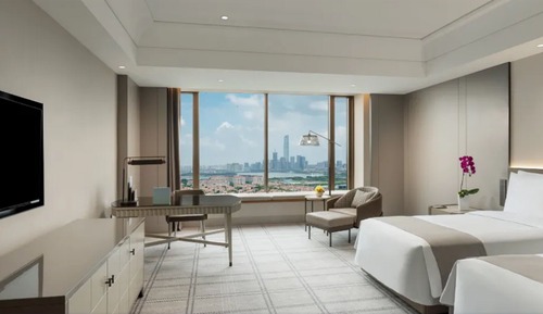Twin Room, Golf View (Premier Deluxe Golf Room)